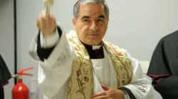Der damalige Erzbischof Angelo Becciu in einer Aufname aus dem Jahr 2015. / Daniel Ibáñez / CNA Deutsch 