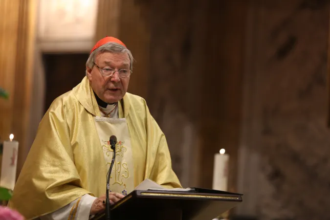 Kardinal Pell in seiner Predigt am 1. April über die nicht im herkömmlichen Sinne engelsgleiche Mutter Angelica.
