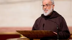 Der Prediger des Papstes, Pater Raniero Cantalamessa, im Petersdom am Karfreitag, 30. März 2018.  / Daniel Ibanez / CNA Deutsch 
