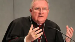 Erzbischof Arthur Roche in der vatikanischen Pressezentrale am 10. Februar 2015.
 / Bohumil Petrik/CNA.
