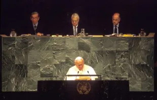 Papst Johannes Paul II. bei den Vereinten Nationen in New York am 5. Oktober 1995 / ©CATHOLICPRESSPHOTO
