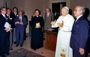 Papst Johannes Paul II. zu Besuch in der Päpstlichen Akademie der Wissenschaften / Päpstliche Akademie der Wissenschaften
