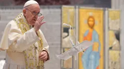 Papst Franziskus spendete am Ostersonntag, 4. April 2021, den Segen "Urbi et Orbi". / Vatican Media