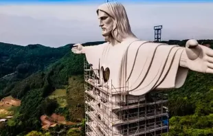 Christus der Beschützer wird in der Nähe von Encantado, Rio Grande do Sul, Brasilien, gebaut.  / Cristo Protetor de Encantado / Facebook