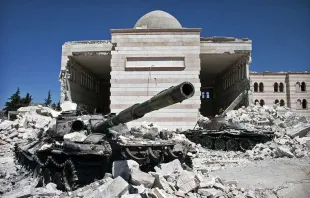 Zerstörung im syrischen Azaz, Gouvernement Aleppo, unweit der türkischen Grenze.  / Christiaan Triebert/Shutterstock