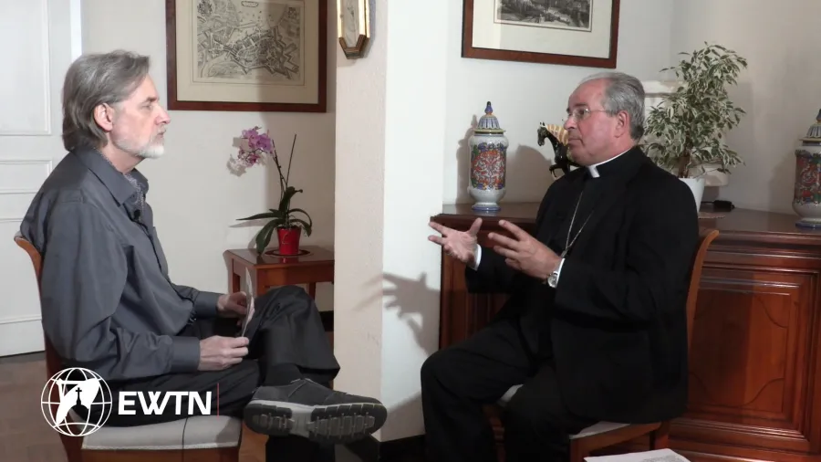 Der Erzbischof im EWTN-Interview mit Christian Peschken