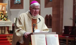 Karlheinz Diez / screenshot / YouTube / Kath. Kirche Amöneburger Land