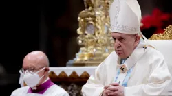 Papst Franziskus im Petersdom am 1. Januar 2022, dem Hochfest der Gottesmutter Maria / Daniel Ibáñez / EWTN / Vatican Pool