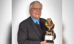 Doug Keck wurde am 12. Dezember 2025 mit dem Mother Angelica Award ausgezeichnet / EWTN