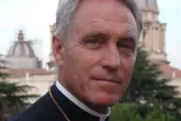 Erzbischof Gänswein über "Benedikt XVI. – Seine Papstjahre aus nächster Nähe"