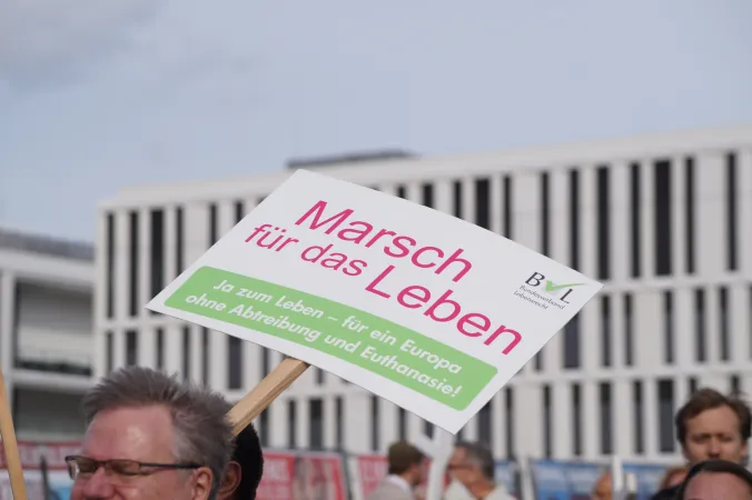 Beim diesjährigen "Marsch fürs Leben" versammelten sich wieder tausende Lebensschützer in Berlin.