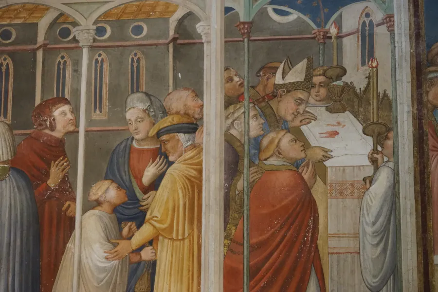 Bischof begutachtet das blutbefleckte Corporale: Fresko im Dom von Orvieto.