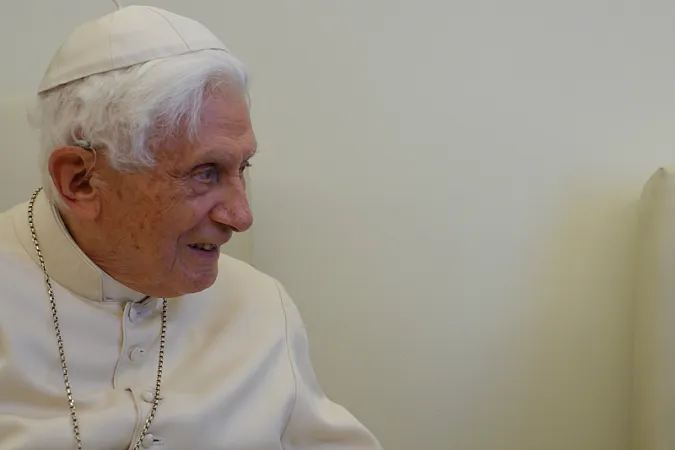 Papst emeritus Benedikt XVI. im Sommer 2017.