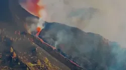 Screenshot von Videoaufnahmen, die die Zerstörung der Kirche St. Pius X. auf La Palma auf den Kanarischen Inseln am 26. September 2021 zeigen  / ACI Digital