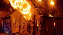 Die brennende Kirche in Glasgow / Erzdiözese Glasgow / Twitter