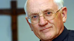 Auch heute noch als rühriger Redner unterwegs – und kein Mann für vorgestanzte Antworten: Pater Eberhard von Gemmingen SJ leitete von 1982 bis 2009 die deutschsprachige Redaktion von Radio Vatikan.  / privat