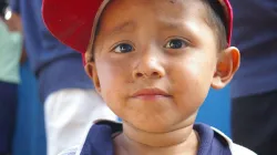 Ein Junge aus El Salvador / Shutterstock / Ian McLellan