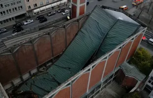 Eingestürztes Dach der Elisabethkirche in Kassel / screenshot / hr