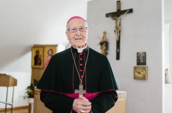 Erzbischof Karl Braun / privat