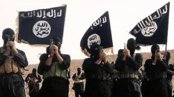 Posierende Kämpfer des IS / ACI Prensa