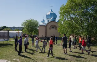 Ferienlager für Kinder von Binnenflüchtlingen in der Ukraine / Kirche in Not