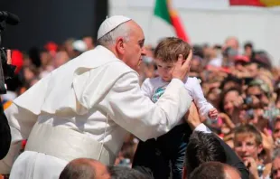 Papst Franziskus hat immer wieder betont, wie wichtig Familie ist. / CNA/Stephen Driscoll