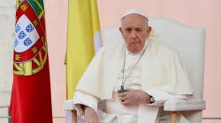 Papst Franziskus am 2. August 2023 beim Weltjugendtag in Lissabon / Daniel Ibáñez / CNA Deutsch