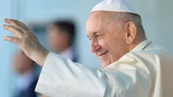 Papst Franziskus am 3. August 2023 beim Weltjugendtag in Lissabon / Vatican Media