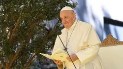 Papst Franziskus am 3. August 2023 in Portugal / Vatican Media