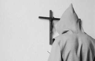 Trappist beim Gebet / Wikimedia / Daniel Tibi (CC BY 2.0)