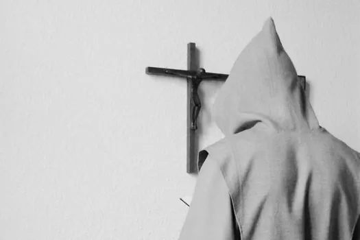 Trappist beim Gebet / Wikimedia / Daniel Tibi (CC BY 2.0)