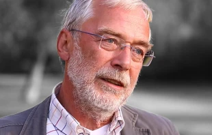 Gerald Hüther (2016) / Stifterverband / YouTube / Screenshot (CC BY-SA 3.0)