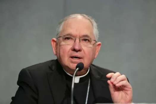 Erzbischof José Horacio Gomez im Presse-Saal des Vatikans am 22. Oktober 2015 / CNA Deutsch