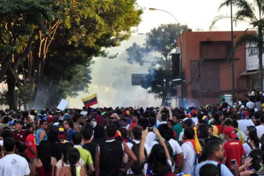 Demonstranten in der Altamira-Nachbarschaft von Caracas am 15. Februar 2014.  / Flickr / andresAzp (CC BY-NC-ND 2.0).