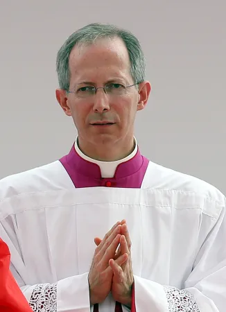 Zeremoniar zweier Päpste: Guido Marini im Jahr 2014
