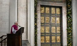 Verschlossene Heilige Pforte im Petersdom am 9. Mai 2024 / Vatican Media