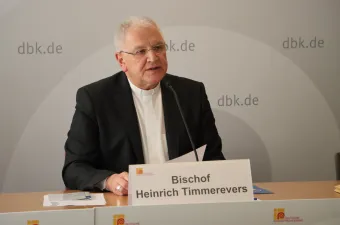 Bischof Heinrich Timmerevers / Deutsche Bischofskonferenz / Marko Orlovic