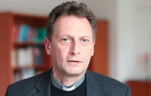 Weihbischof Herwig Gössl / screenshot / YouTube / Deutsche Bischofskonferenz