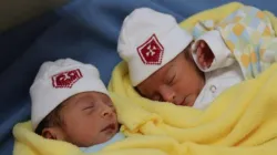 Neugeborene im Krankenhaus der Heiligen Familie in Bethlehem / Mit Genehmigung der Stiftung des Krankenhauses der Heiligen Familie von Bethlehem
