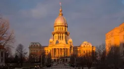 Das "State Capitol" von Illinois / E Fehrenbacher / Shutterstock