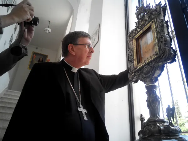 Kardinal Kurt Koch mit dem Volto Santo