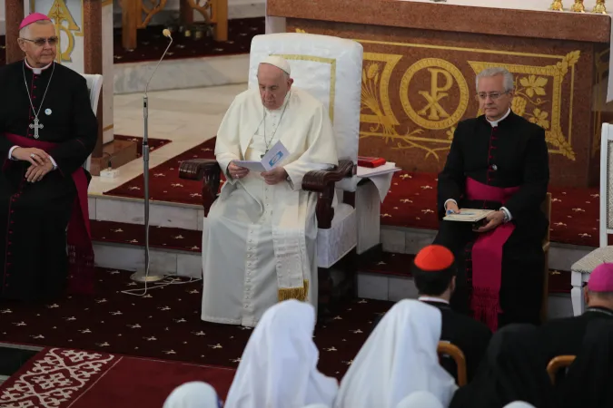 Papst Franziskus traf sich am 15. September 2022 in  der Kathedrale "Muttergottes von der immerwährenden Hilfe" in Nur-Sultan (Kasachstan) mit mit Bischöfen, Priestern, Ordensleuten, Diakonen, Seminaristen und Pastoralarbeitern des Landes.