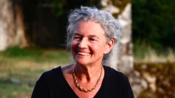 Madame Roselyne de Vergnette, Vorsitzende des Fördervereins für die Renovierung der Kirche in Reilhac / Lothar C. Rilinger