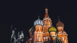 Blick auf die russisch-orthodoxe Basilius-Kathedrale in Moskau / Unsplash / Jaunt and Joy