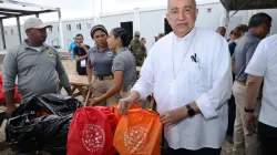 Erzbischof José Domingo Ulloa Mendieta aus Panama-Stadt bei einem Besuch im Darién-Dschungel im Frühjahr 2024 / Kirche in Not