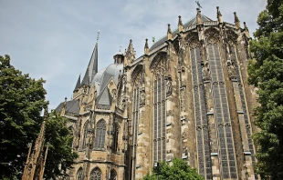 Aachener Dom / NoName_13 / Pixabay