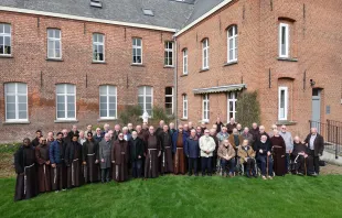 65 Ordensleute aus Belgien, den Niederlanden und anderen Ländern bilden die am 29. März neu errichtete Delegation Belgien-Niederlande der deutschen Kapuzinerprovinz / Deutsche Kapuzinerprovinz