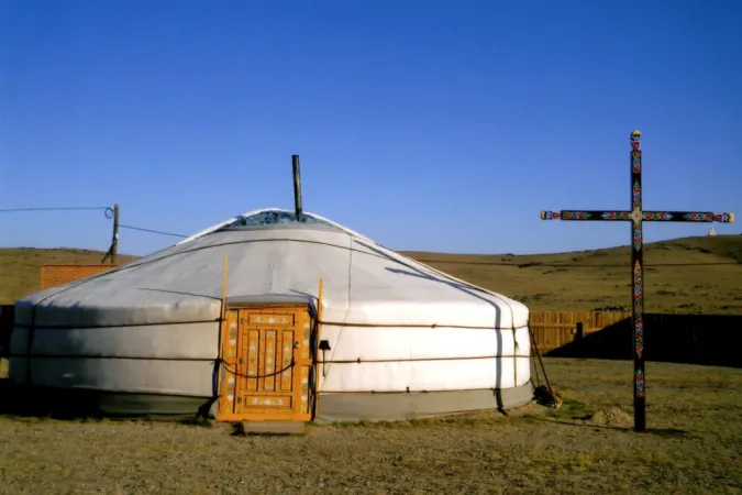 Kapelle in einem traditionellen mongolischen Zelt