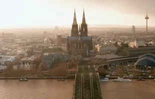 Kölner Dom / screenshot / YouTube / Drone Snap