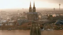Kölner Dom / screenshot / YouTube / Drone Snap